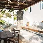 Πανσιόν Andriani's